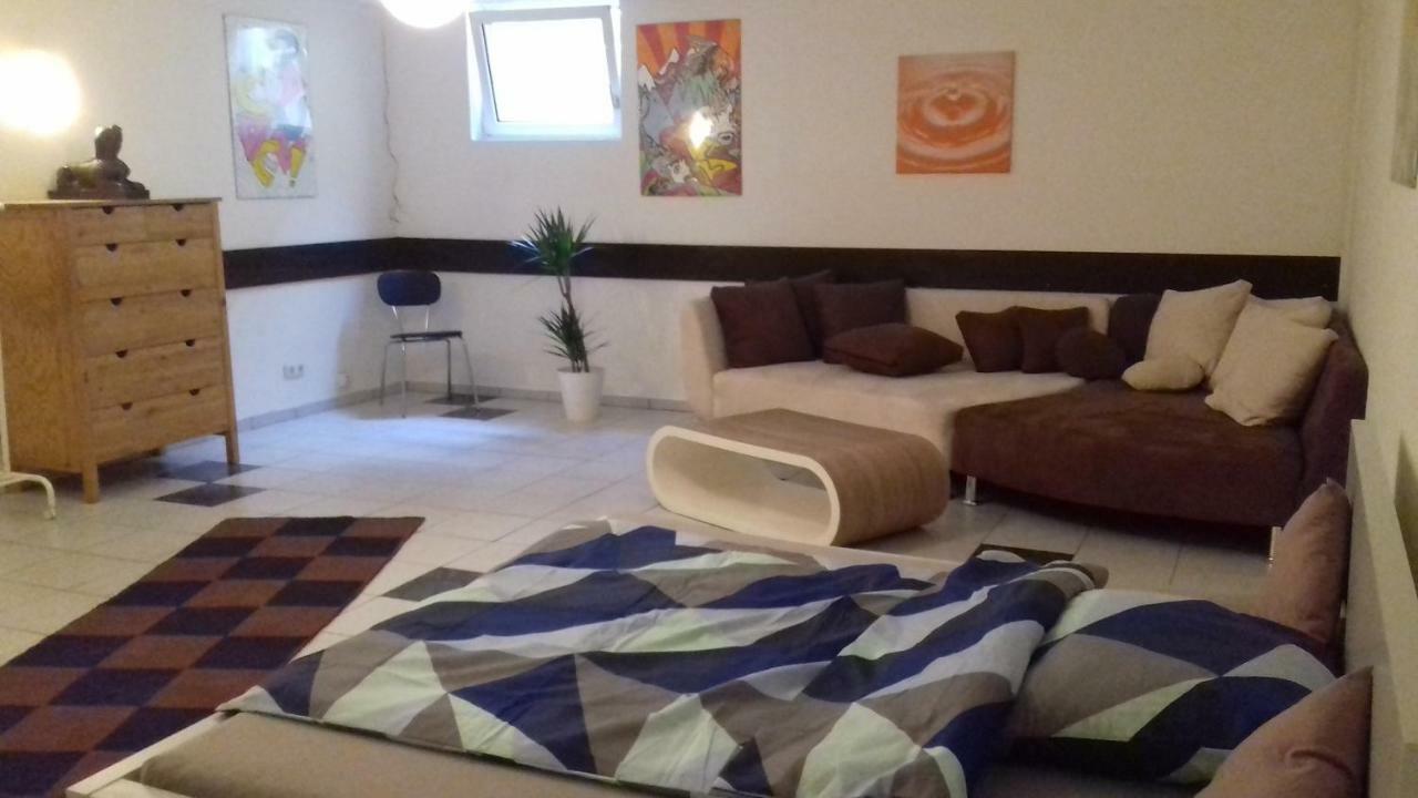White House 'Privatzimmer' Mannheim Exteriér fotografie