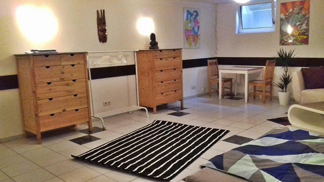 White House 'Privatzimmer' Mannheim Exteriér fotografie