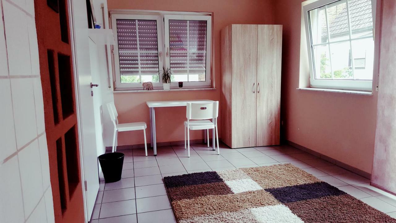 White House 'Privatzimmer' Mannheim Exteriér fotografie